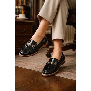 Franco Sarto Black Patent Leather Loafers Horsebit  8.5M Womens Minimalist